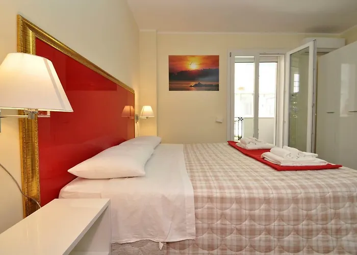 Felicity Aparthotel 3*